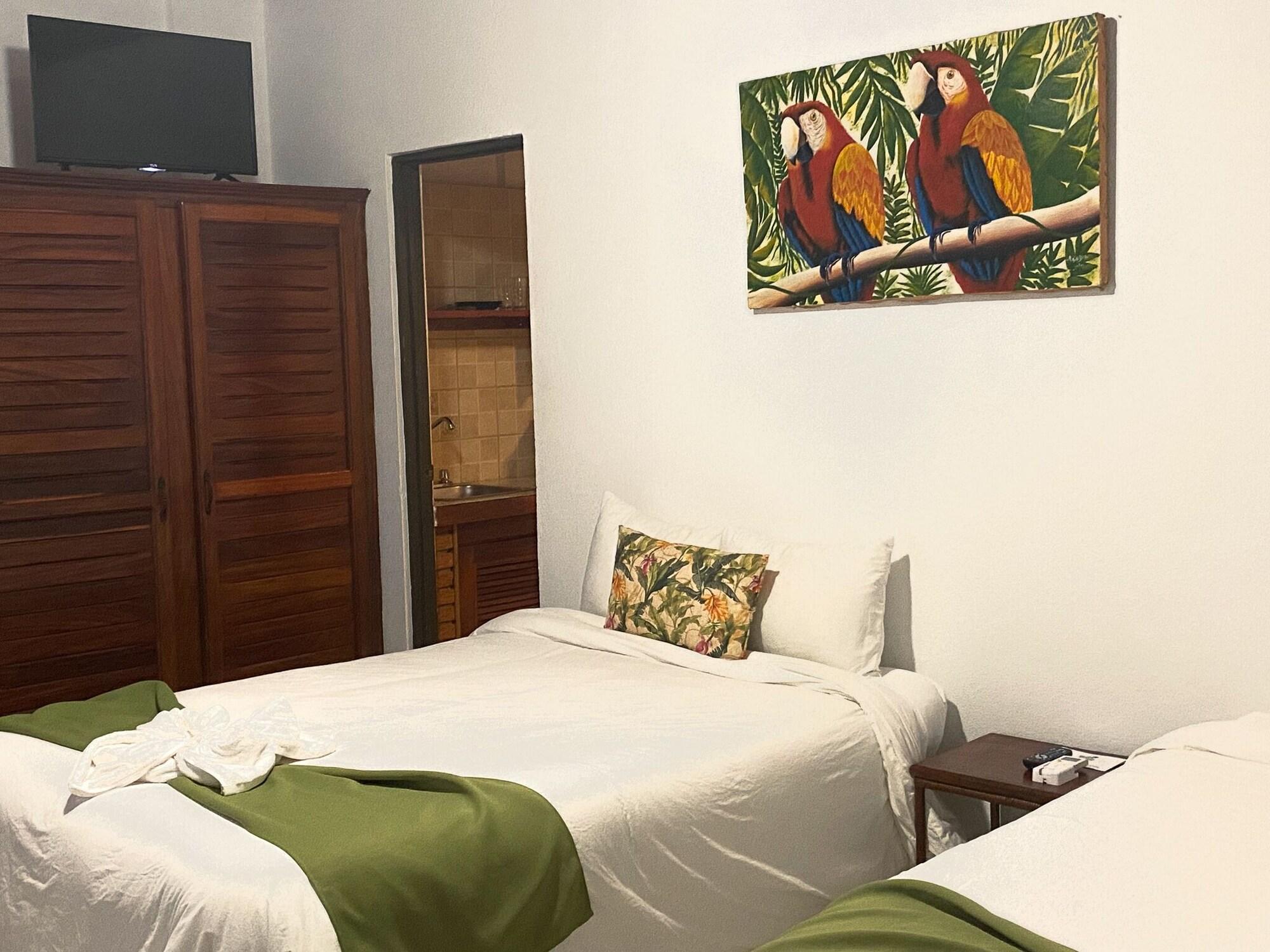 Hotel Coco Palms Playas del Coco Екстер'єр фото