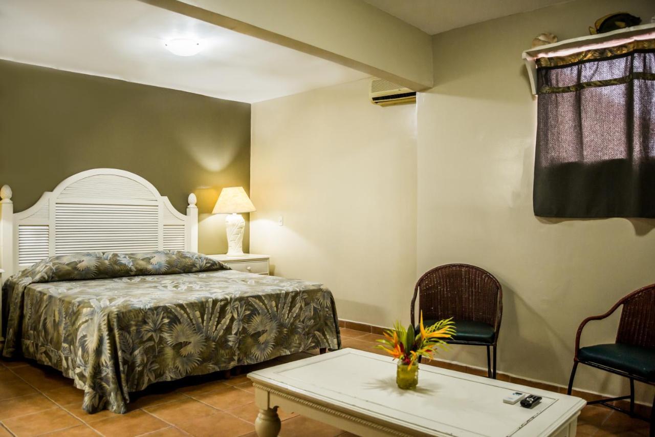 Hotel Coco Palms Playas del Coco Екстер'єр фото