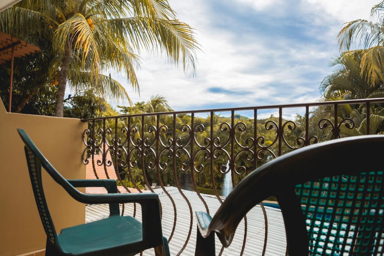 Hotel Coco Palms Playas del Coco Екстер'єр фото